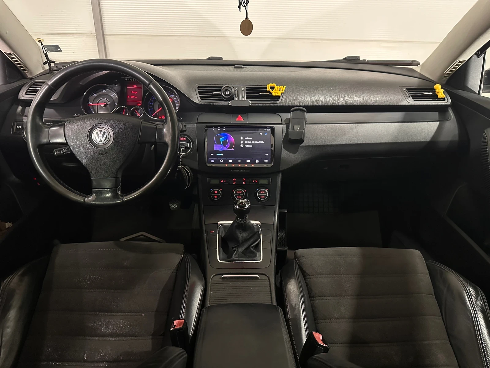 VW Passat, снимка 8 - Автомобили и джипове - 56410432