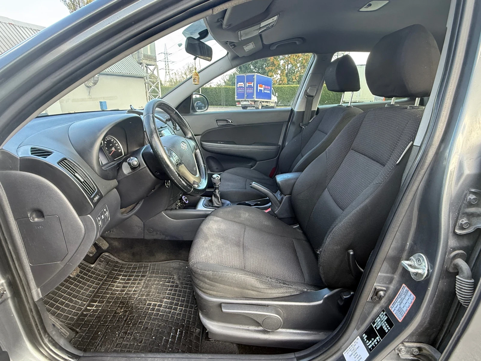 Hyundai I30 1.6 ��� ��������� | Mobile.bg � ����������� 8