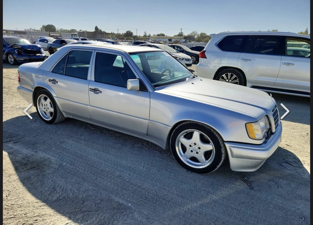 Mercedes-Benz E 500, снимка 2 - Автомобили и джипове - 56570984
