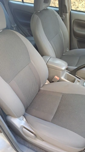 Toyota Rav4 - 3600 € / 7040.99 лв. - 23310651 4