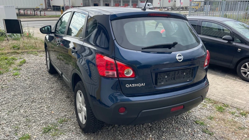 Nissan Qashqai 2.0i \145 641км.\СЕРВИЗНА ИСТОРИЯ\ОЧАКВАН ВНОС \, снимка 3 - Автомобили и джипове - 47250804