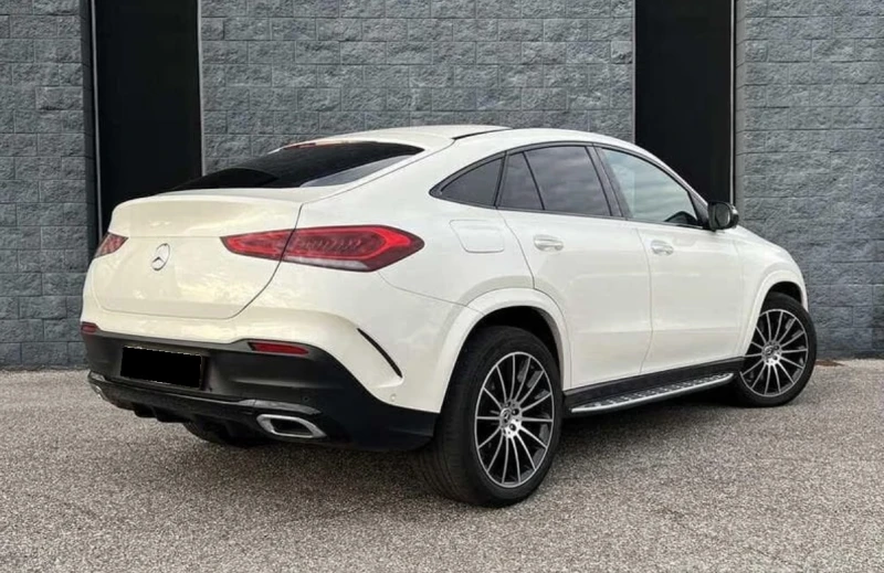 Mercedes-Benz GLE 350 de Plug-in Hybrid AMG-Line 4MATIC , снимка 4 - Автомобили и джипове - 47706407