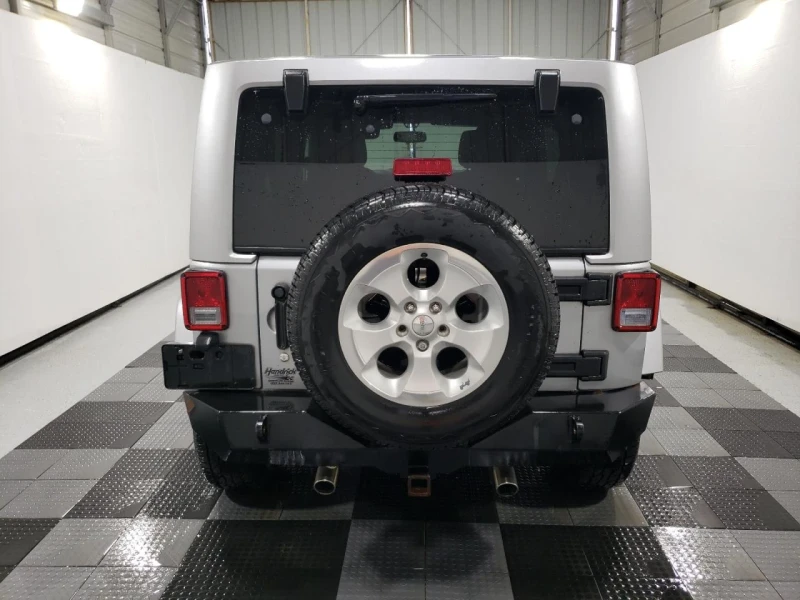 Jeep Wrangler, снимка 6 - Автомобили и джипове - 49369352