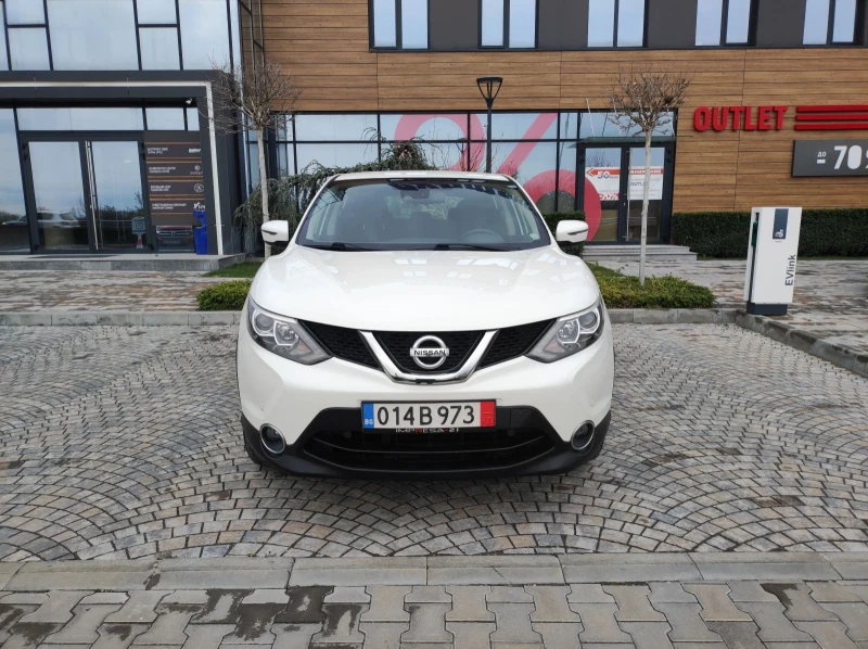 Nissan Qashqai 1.5dci, снимка 2 - Автомобили и джипове - 49550545