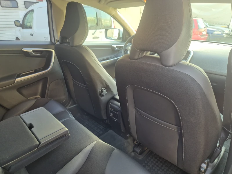 Volvo XC60 4Х4* БЕЗУПРЕЧНО* КАТО-НОВО* 100%-РЕАЛЕН-АВТОМОБИЛ , снимка 15 - Автомобили и джипове - 52448241
