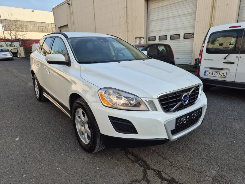 Volvo XC60 4Х4* БЕЗУПРЕЧНО* КАТО-НОВО* 100%-РЕАЛЕН-АВТОМОБИЛ , снимка 3 - Автомобили и джипове - 52448241