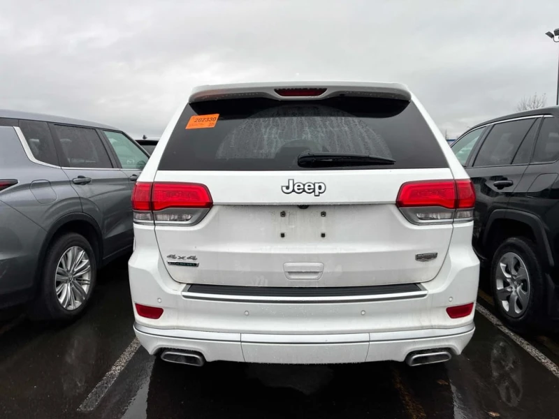 Jeep Grand cherokee * Summit * CARFAX * БЕЗ ПЪРВОНАЧАЛНА ВНОСКА, снимка 4 - Автомобили и джипове - 52907841