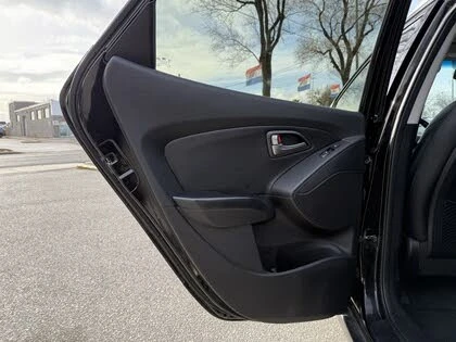 Hyundai Tucson GLS * CARFAX* * АвтоКредит* (ЦЕНА ДО БГ) - изображение 10