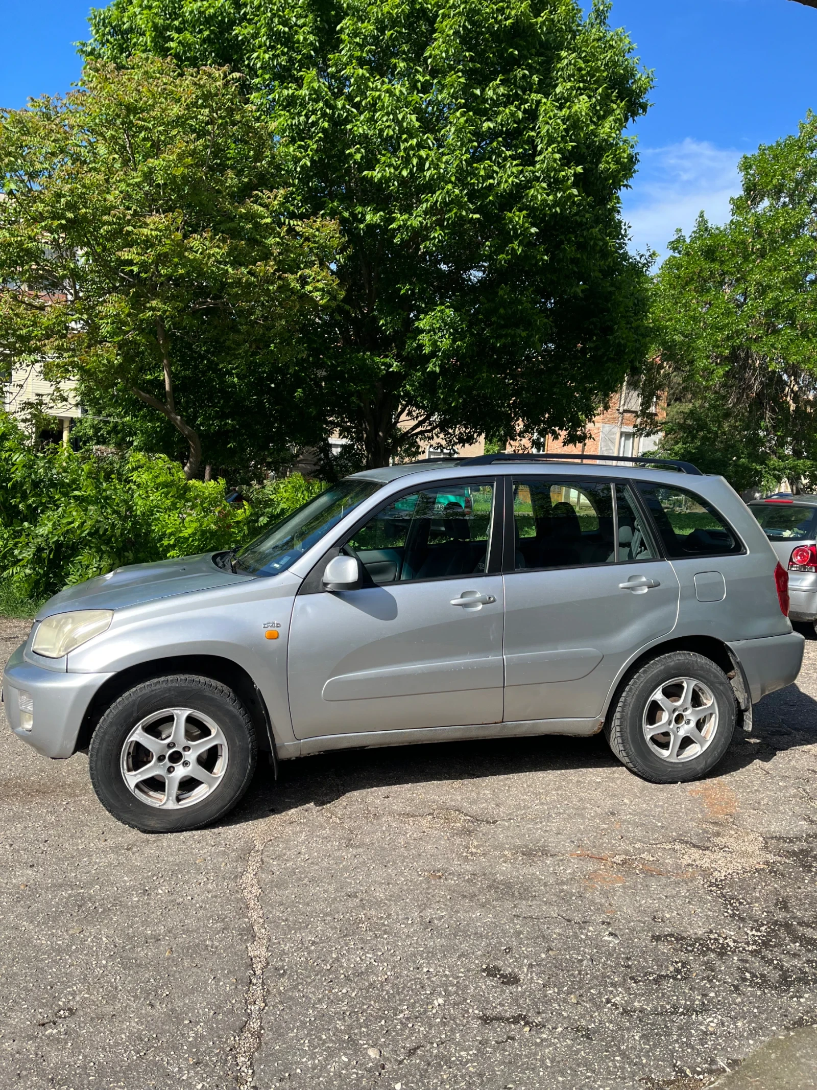 Toyota Rav4 2.0D4-D - изображение 2