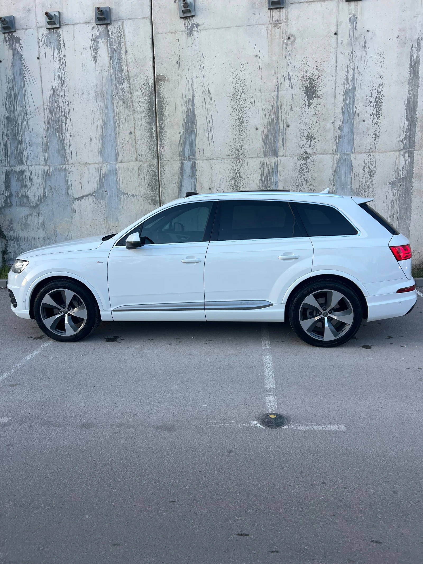 Audi Q7 3.0 TDI S line, снимка 2 - Автомобили и джипове - 53818182