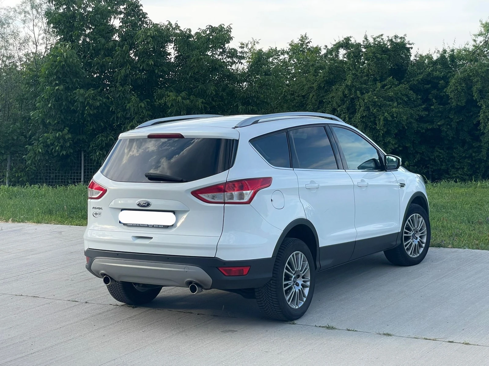 Ford Kuga Ford Kuga 2.0d 163hp  Titanium   4WD 2014 ПАНОРАМА, снимка 5 - Автомобили и джипове - 54803011