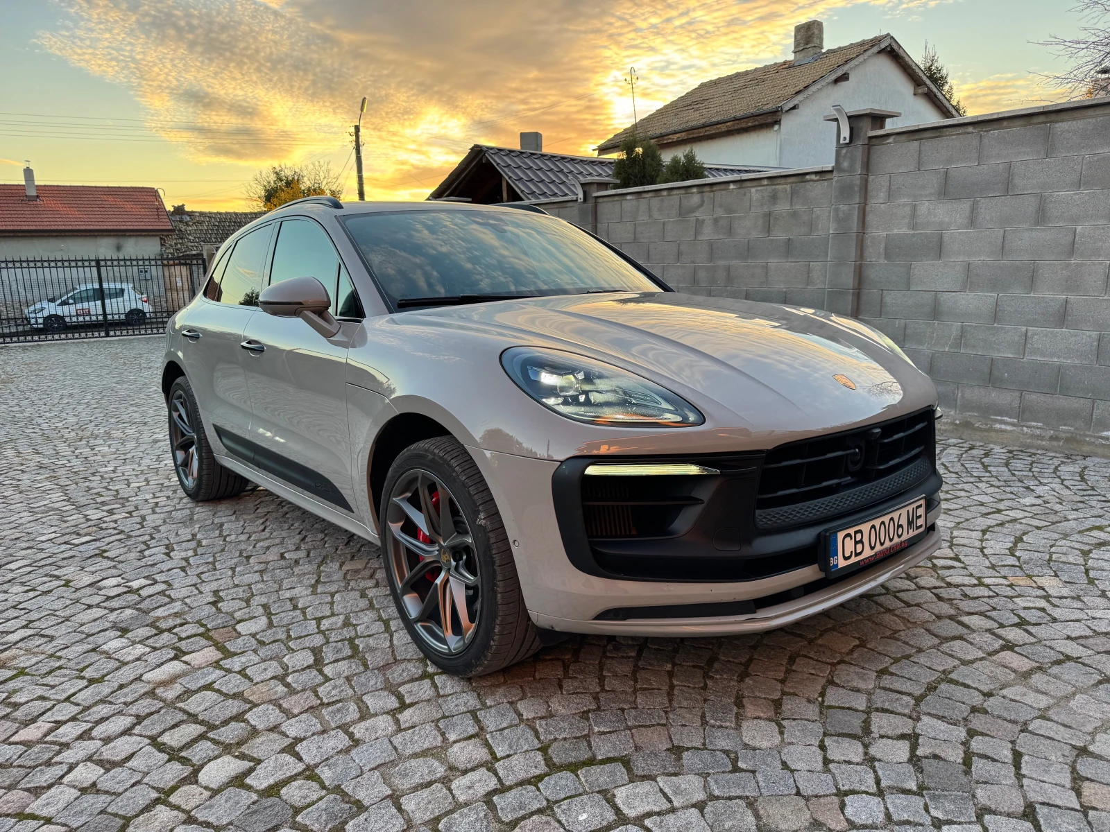 Porsche Macan FACELIFT GTS TURBO 441 CV