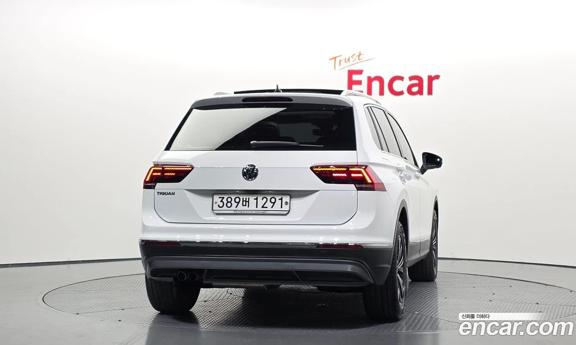 VW Tiguan 2.0 TDI Prestige, снимка 4 - Автомобили и джипове - 56122213