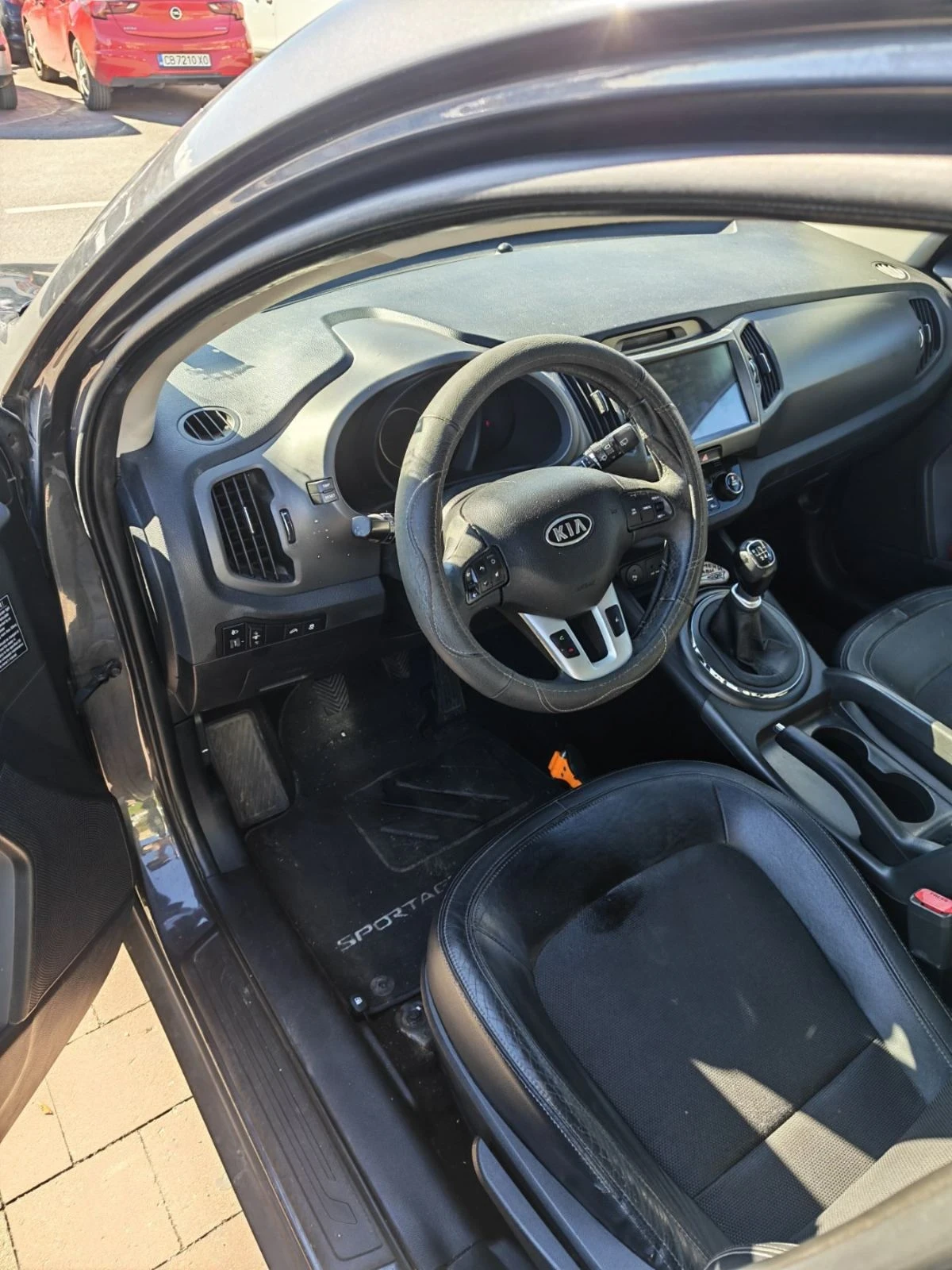 Kia Sportage, снимка 6 - Автомобили и джипове - 56627029