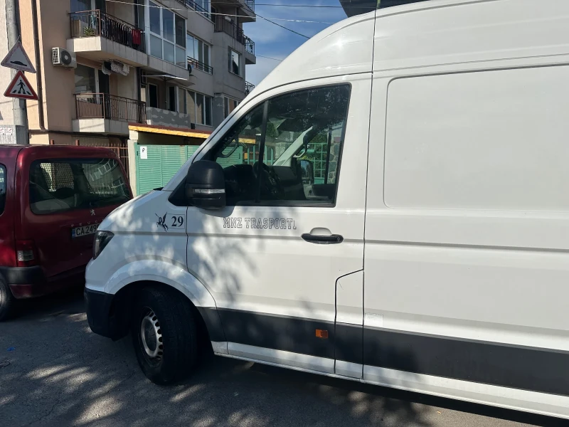 VW Crafter, снимка 2 - Бусове и автобуси - 47496194