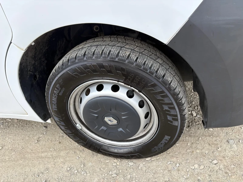 Renault Master Т35 2.3 DCI, снимка 12 - Бусове и автобуси - 52550502