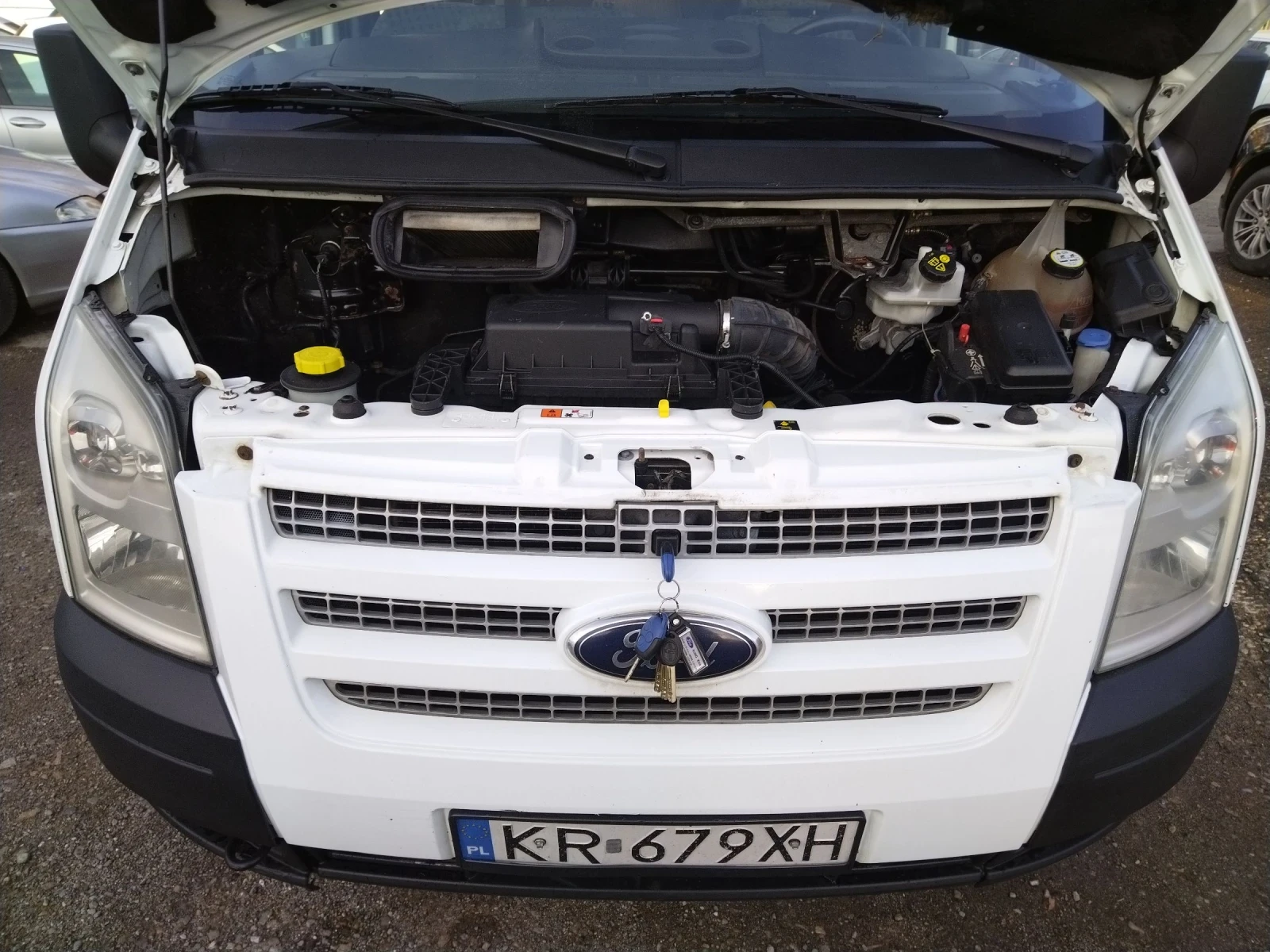 Ford Transit 2.2. 140 �.�. 6 ��������, 9 �����, ��������, ����� | Mobile.bg � ����������� 17