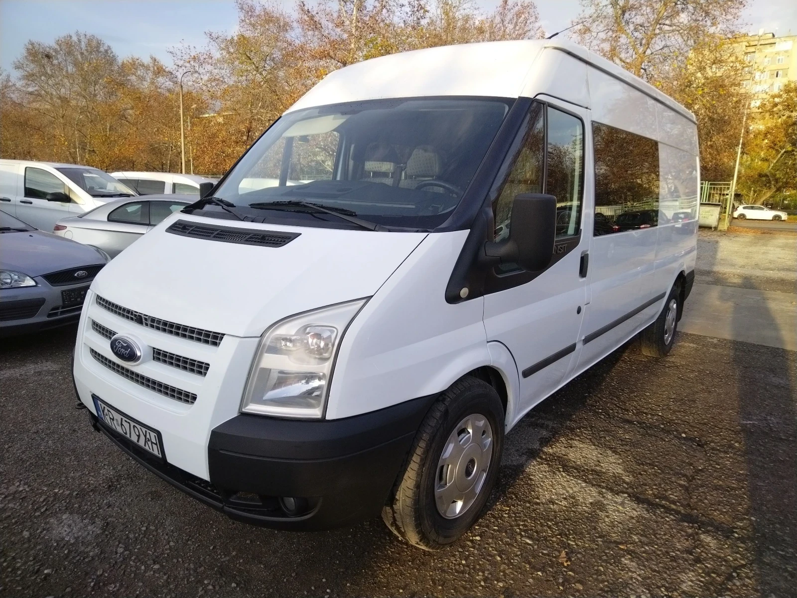 Ford Transit 2.2. 140 к.с. 6 скорости, 9 места, темпомат, печка - изображение 3