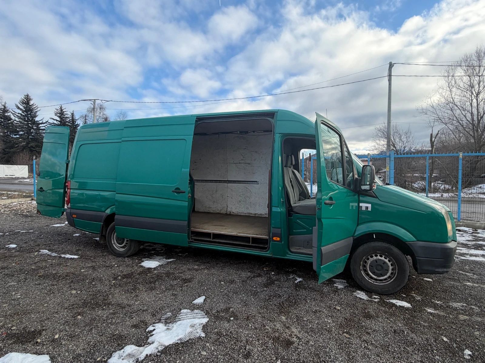 VW Crafter, снимка 6 - Бусове и автобуси - 55030804
