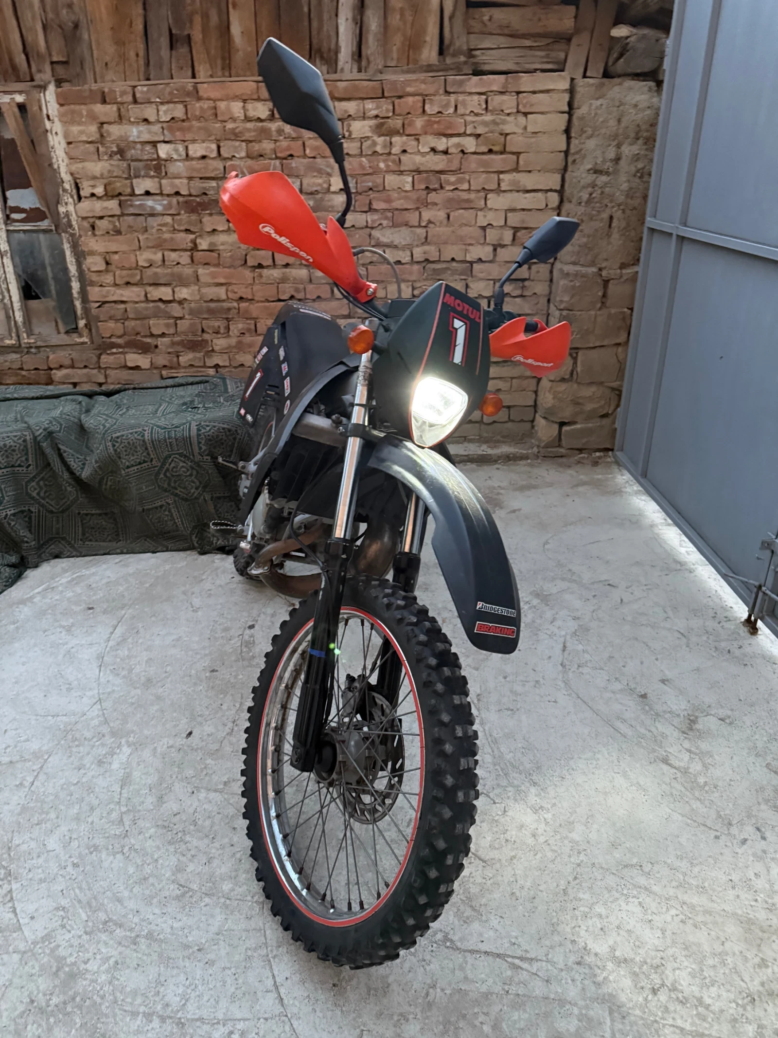 Gilera Rcr 2008 80кубика РИГИСТРИРАН  М , снимка 2 - Мотоциклети и мототехника - 55078772