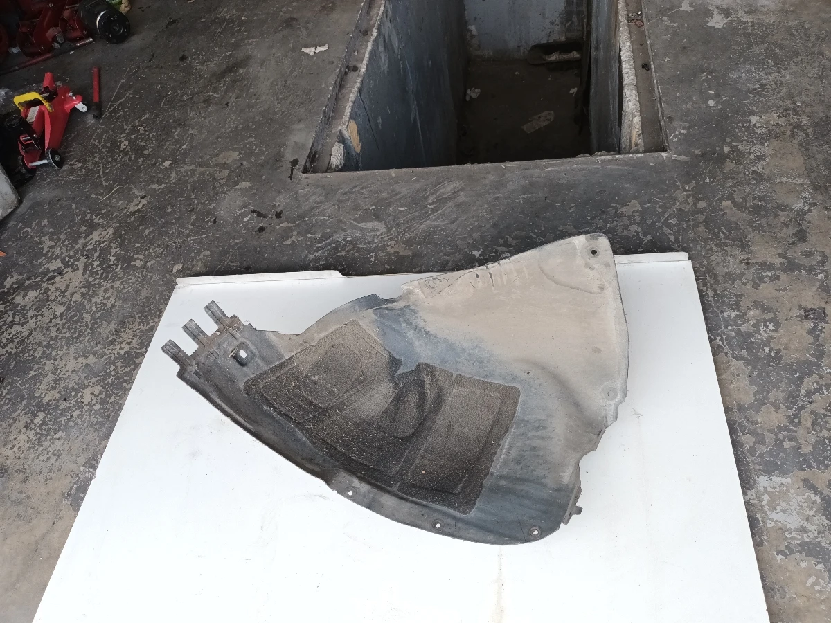 Подкалник преден ляв предна част опел астра j 1.7d 