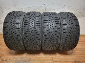 Гуми Зимни 225/40R18, снимка 1 - Гуми и джанти - 47714240