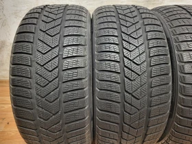 Гуми Зимни 225/40R18, снимка 2 - Гуми и джанти - 47714240