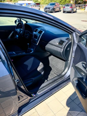 Toyota Avensis, снимка 8