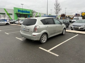 Toyota Corolla verso, снимка 4