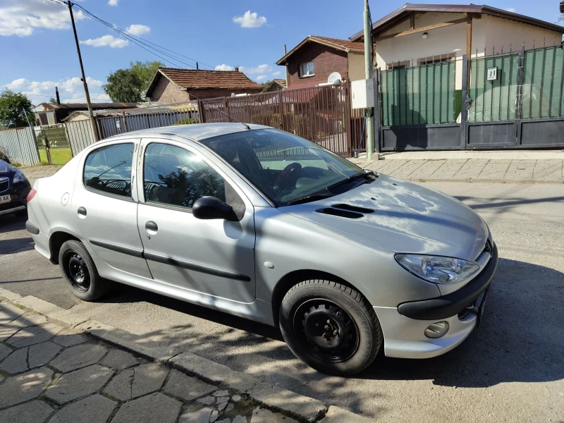 Peugeot 206, снимка 1 - Автомобили и джипове - 47367385