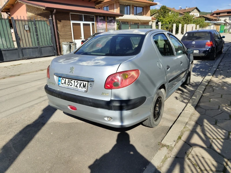 Peugeot 206, снимка 6 - Автомобили и джипове - 47367385