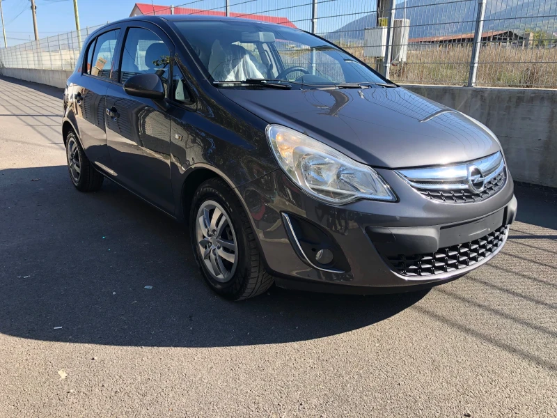 Opel Corsa 1.2Бензин/Газ Кожа, Навигация, снимка 2 - Автомобили и джипове - 48144205