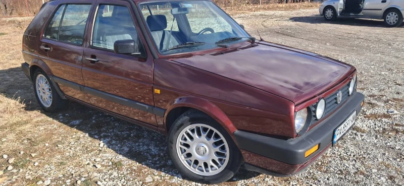 VW Golf, снимка 3 - Автомобили и джипове - 48076970