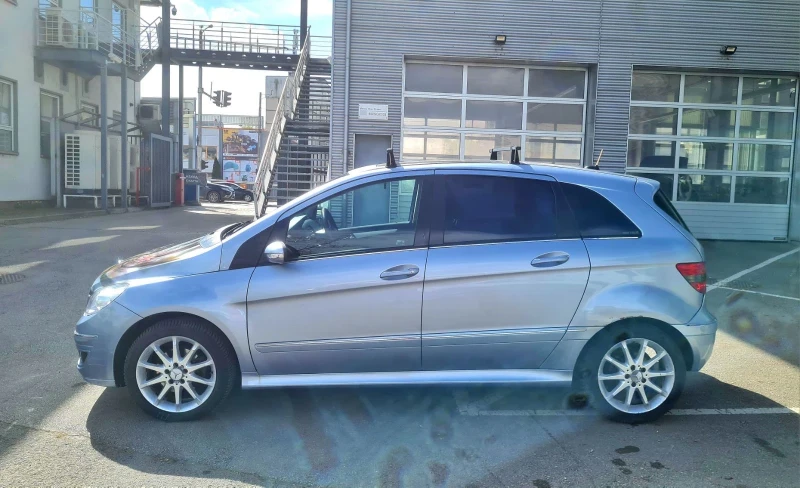 Mercedes-Benz B 200 B200, снимка 3 - Автомобили и джипове - 49153405