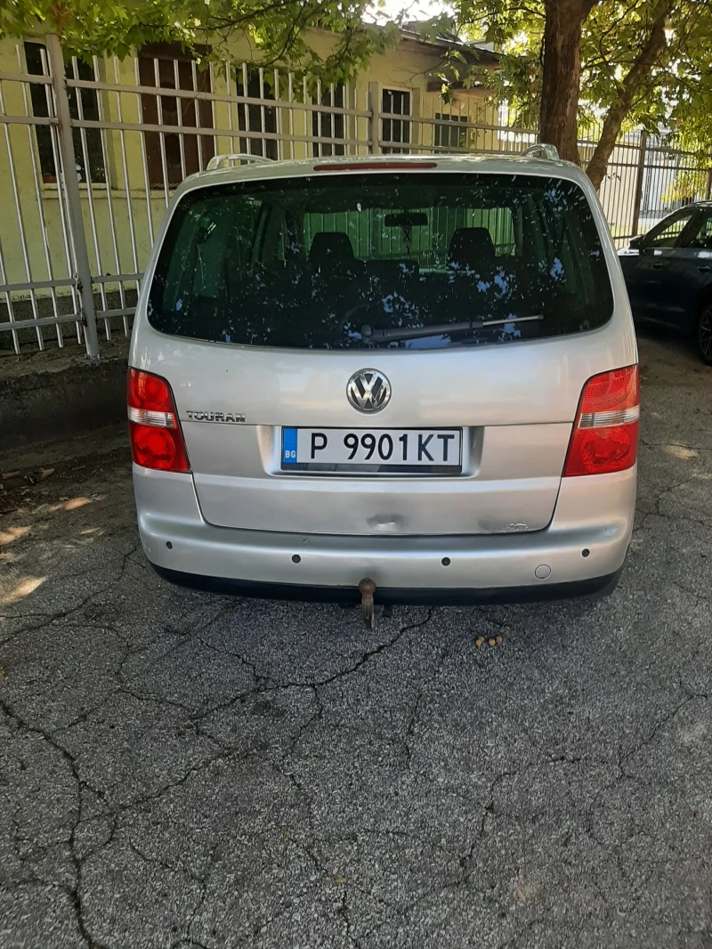 VW Touran, снимка 6 - Автомобили и джипове - 48758428