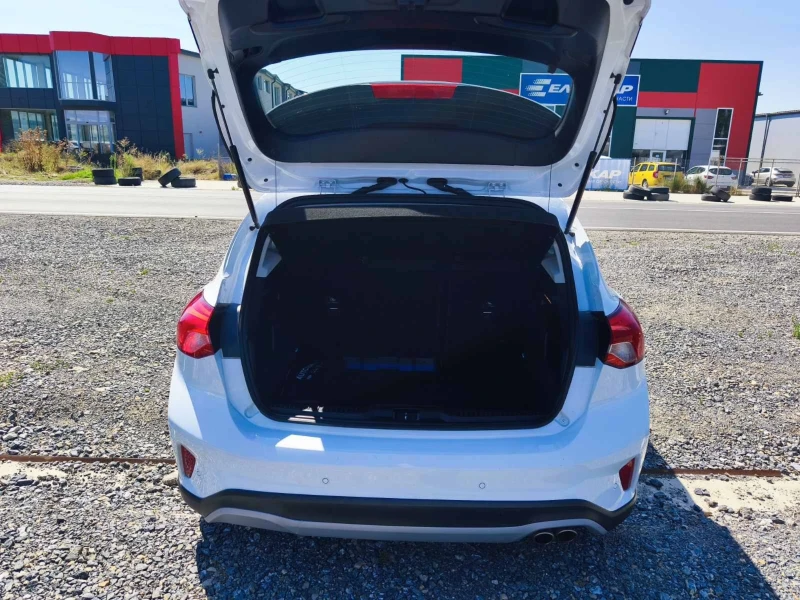 Ford Focus ACTIVE, снимка 9 - Автомобили и джипове - 51309277