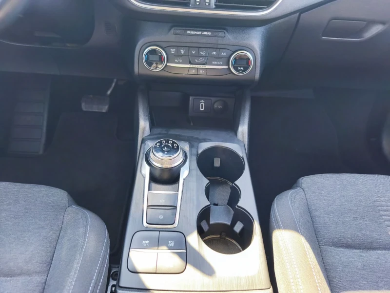 Ford Focus ACTIVE, снимка 12 - Автомобили и джипове - 51309277