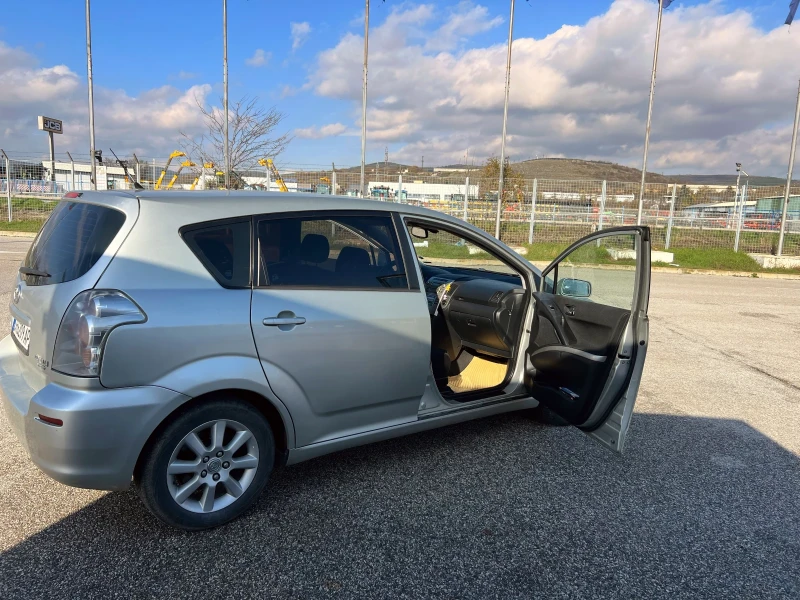 Toyota Corolla verso, снимка 15 - Автомобили и джипове - 52502428