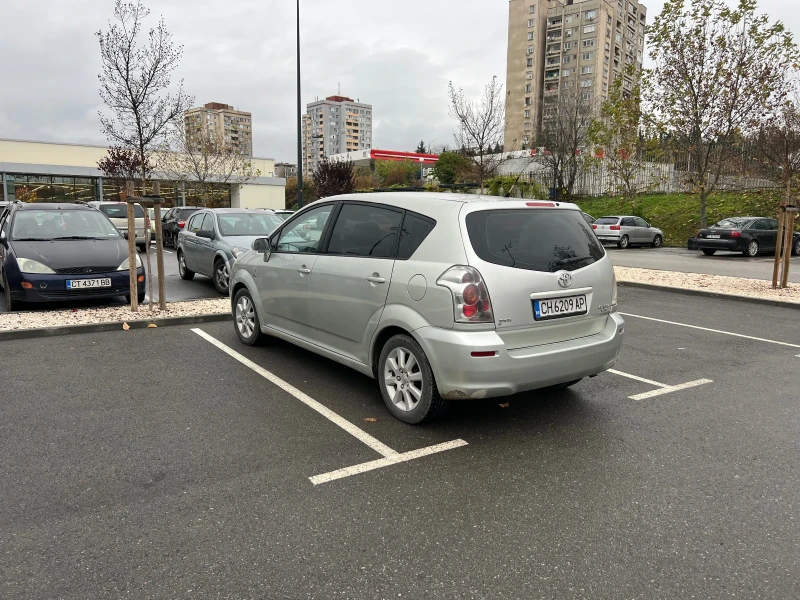 Toyota Corolla verso, снимка 3 - Автомобили и джипове - 52502428