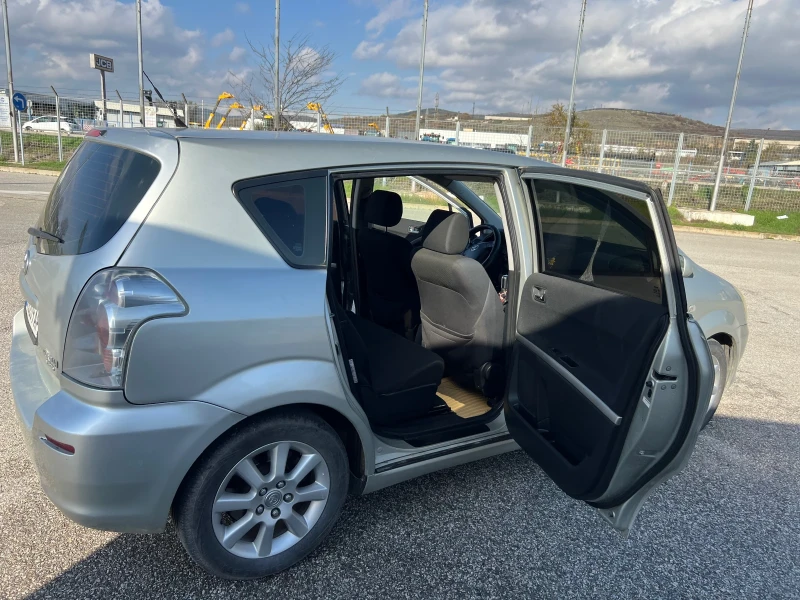 Toyota Corolla verso, снимка 12 - Автомобили и джипове - 52502428