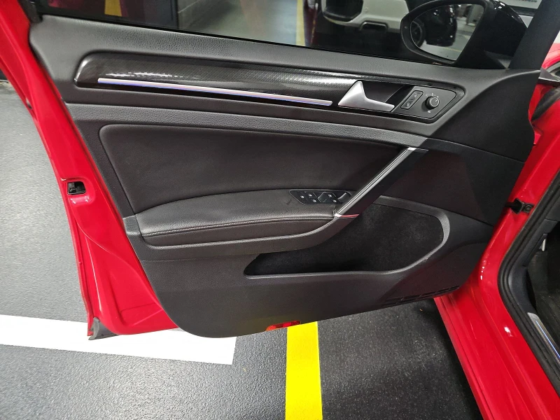 VW Golf R, снимка 11 - Автомобили и джипове - 52540877