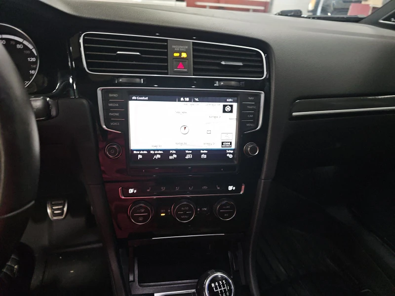 VW Golf R, снимка 9 - Автомобили и джипове - 52540877