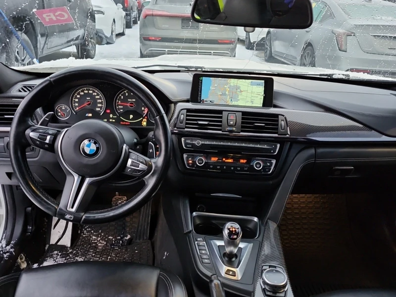 BMW M3 * * CARFAX * * АВТО КРЕДИТ * * , снимка 9 - Автомобили и джипове - 52774522