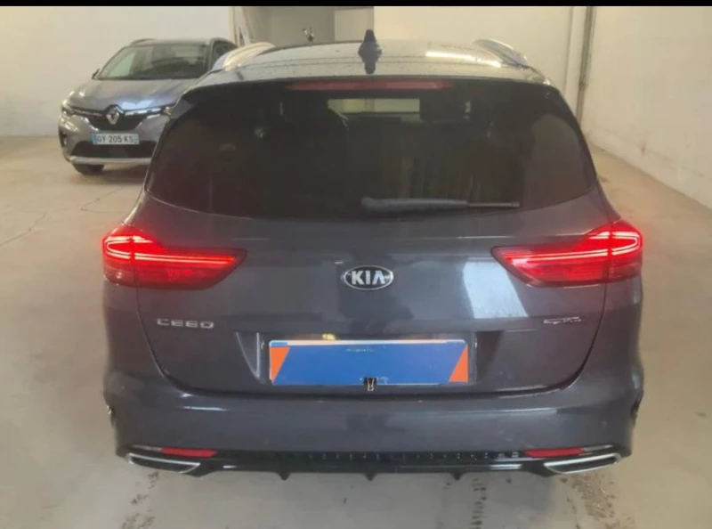 Kia Ceed 1.6 CRDi GT-Line /Digital/Avtomat/Navi, снимка 5 - Автомобили и джипове - 53569748