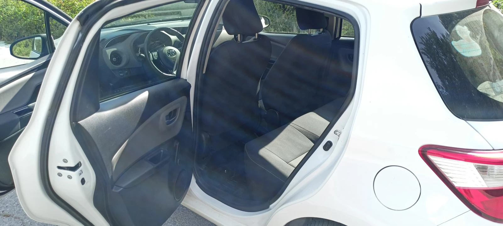Toyota Yaris 1.5 CVT LUNA - изображение 10