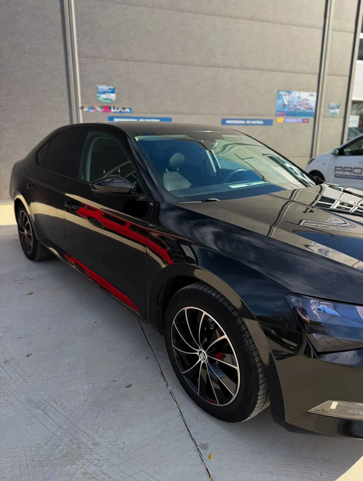 Skoda Superb  - изображение 3