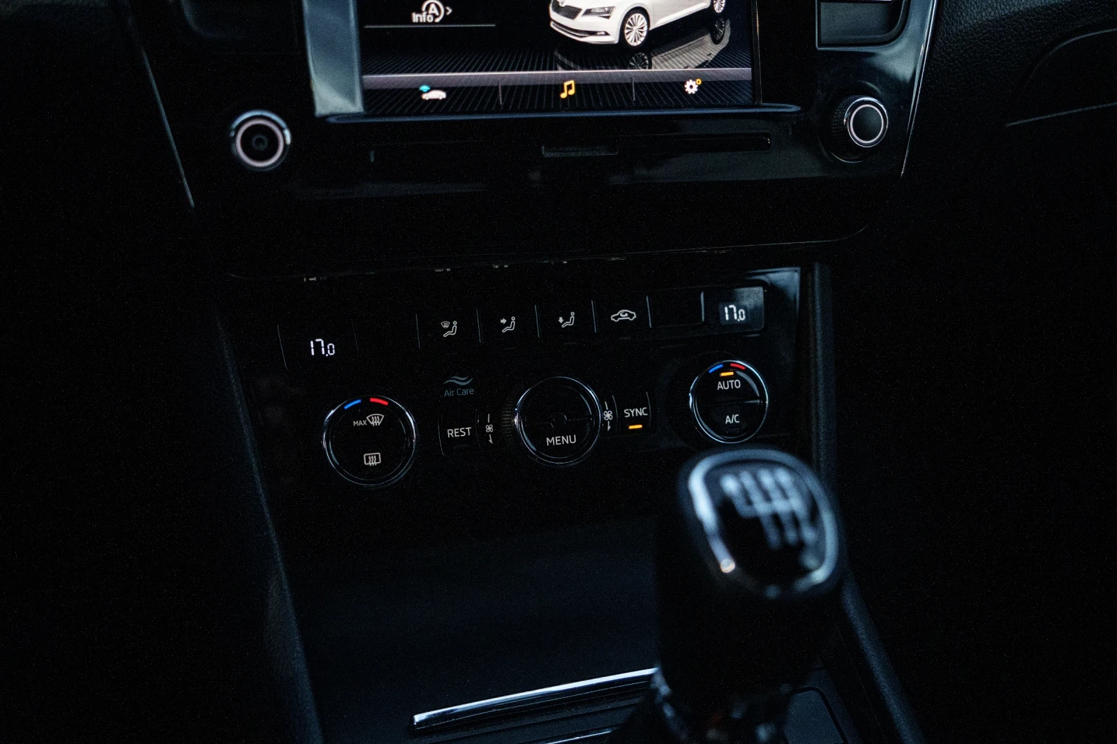 Skoda Superb | Mobile.bg   12