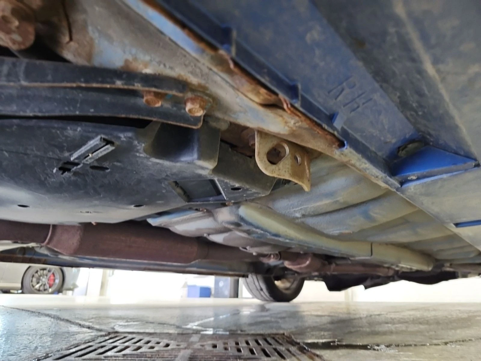 Subaru Impreza WRX STI CARFAX    | Mobile.bg   14