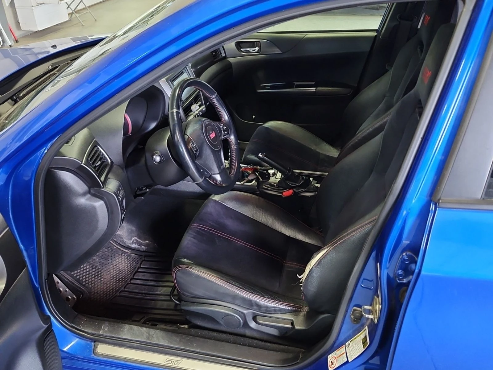 Subaru Impreza WRX STI CARFAX    | Mobile.bg   6