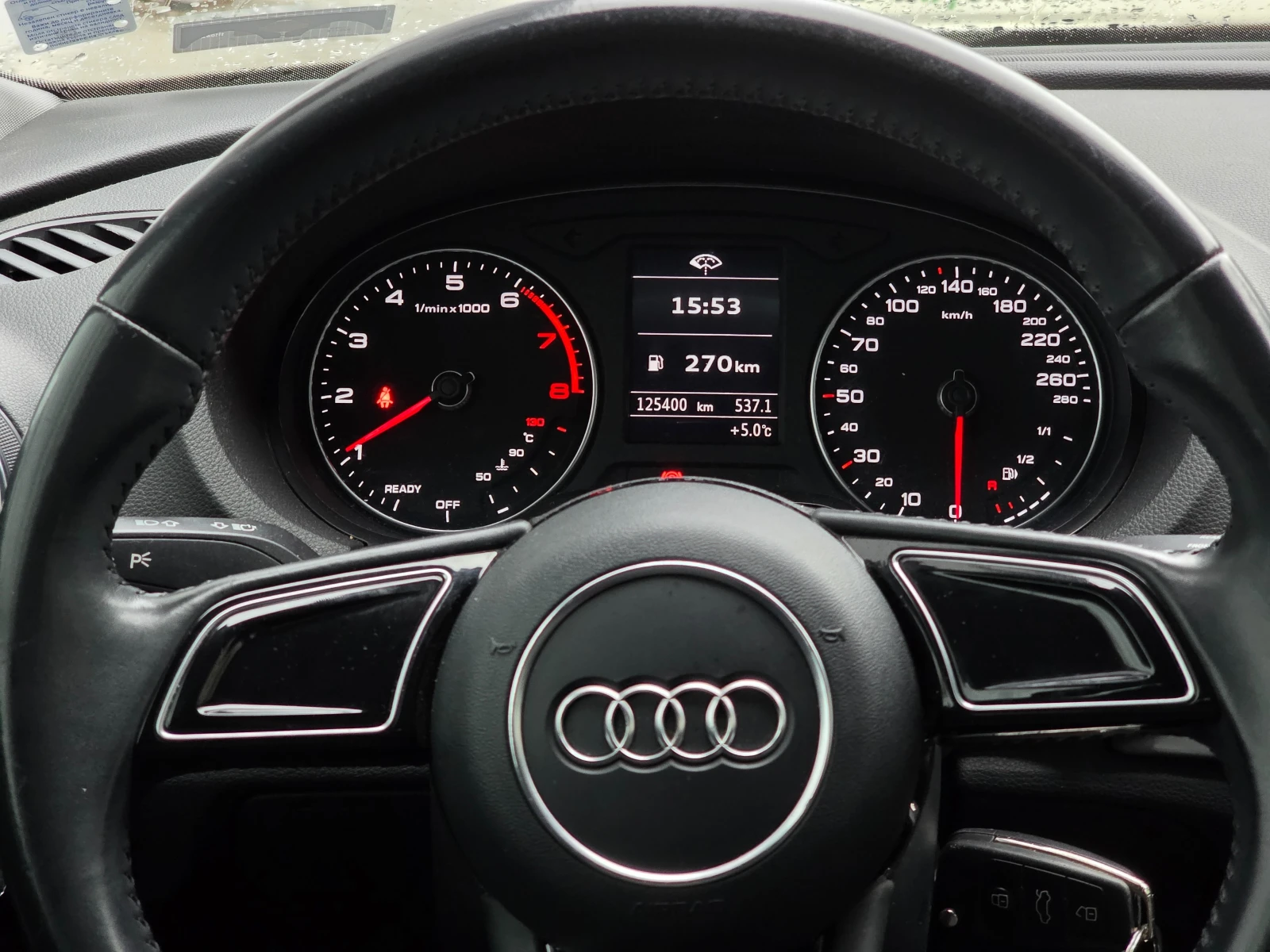 Audi A3 Sportback 30 TFSI - изображение 2